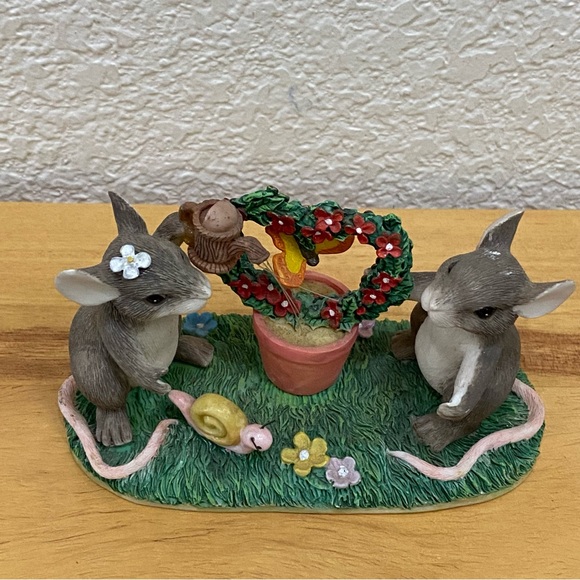 Vintage Fitz Floyd Charming Tails “Keeping Our Love Alive” Ceramic Mice Figurine - Picture 2 of 15